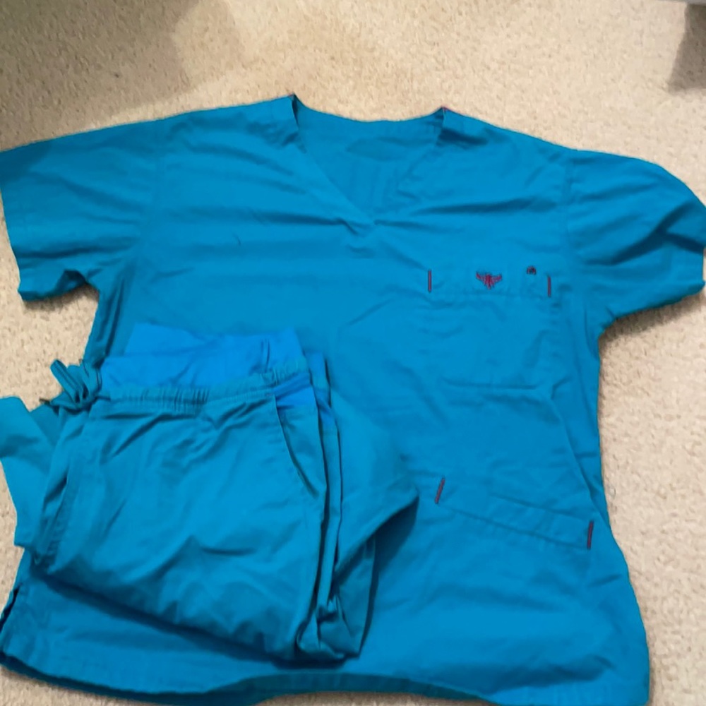 Med couture scrubs